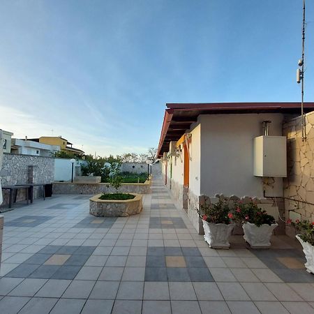 Hotel Oltremare Vignacastrisi Exterior foto